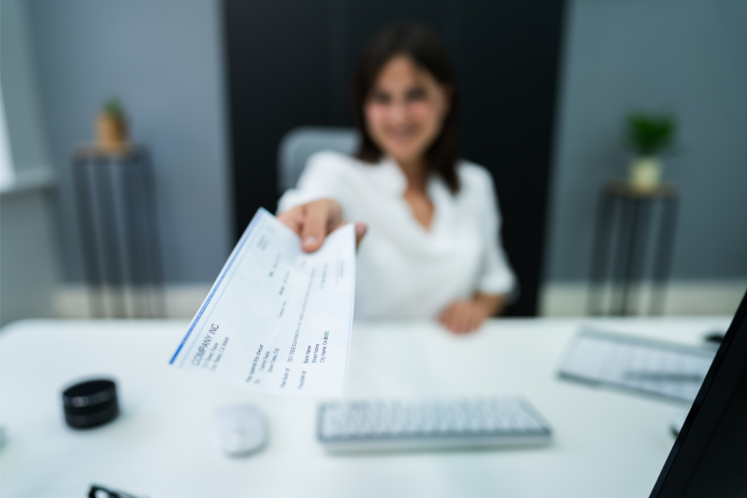 Payroll Service : Learn the Top Benefits of Outsourcing Payroll